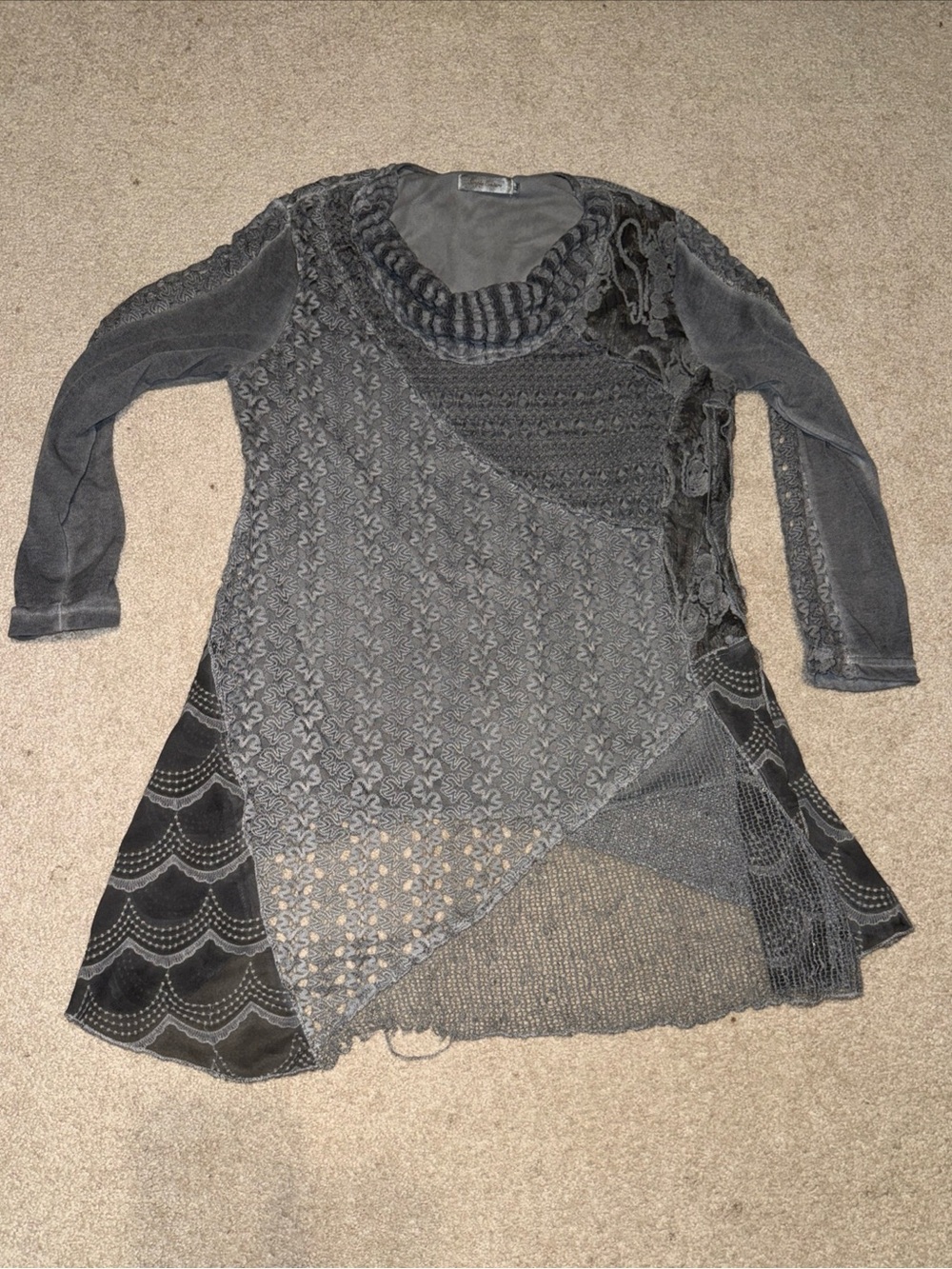 Feratelli Women’s Asymmetrical Hem Stylish Gray Tunic Top Size Large